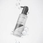 Visual representation of Coconut and Apricot Kernel oils next to the bottle.