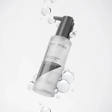 Visual representation of Coconut and Apricot Kernel oils next to the bottle.